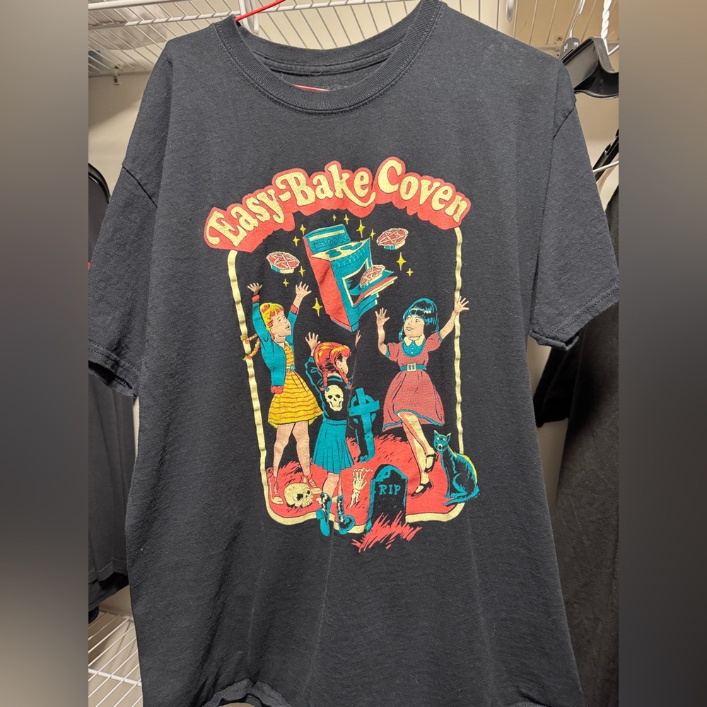 Creepy Co. Graphic T-shirt